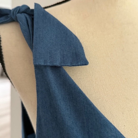 Super CUTE Like NEW GB Chambray Skort Romper Sz M - Picture 4 of 10